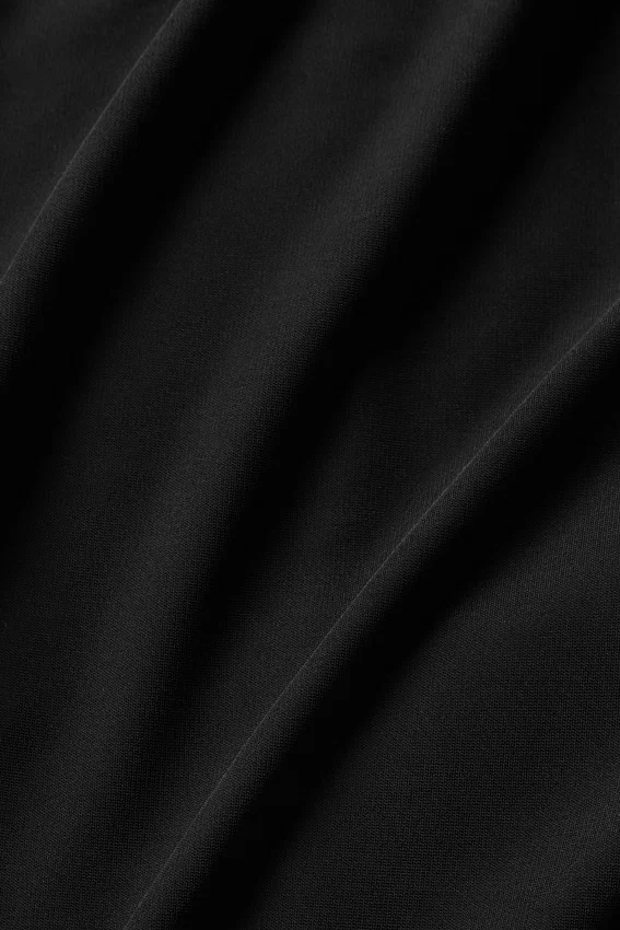 Summer Soiree Neckholder-Minikleid – Schwarz