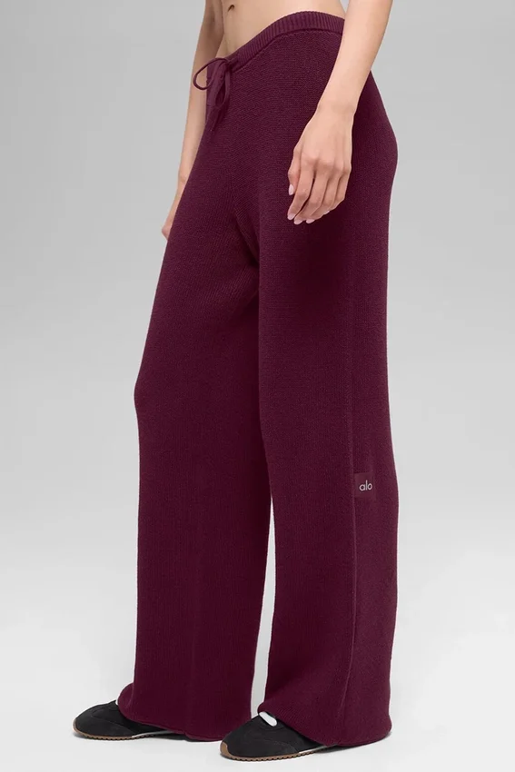 Supernatural Pullover Hose – Burgunderrot