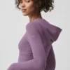 Sway-Hoodie mit durchgehendem Reißverschluss – Plum Kiss