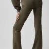 Sway Jogginghose mit ausgestelltem Bein – Olive Tree
