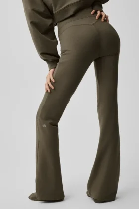 Sway Jogginghose mit ausgestelltem Bein – Olive Tree