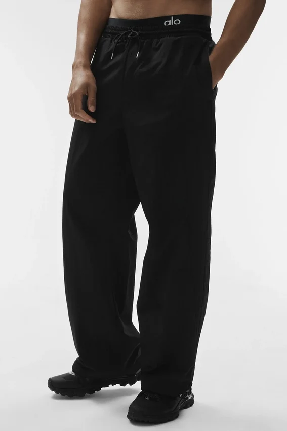 Takeaway Track Straight Leg Hose – Schwarz