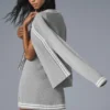 Tennis Club Pullover – Athletic Heather Grey/Weiß