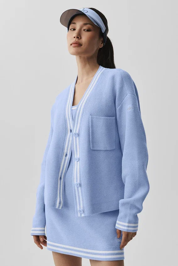 Tennis Club Pullover – Hellprovenceblau/Weiß