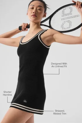 Tennis-Club-Pullover-Kleid – Schwarz/Elfenbein