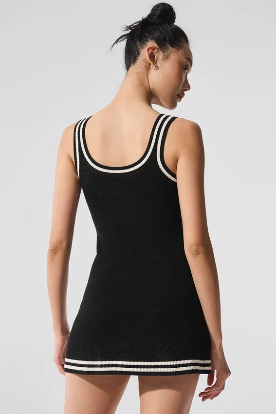 Tennis-Club-Pullover-Kleid – Schwarz/Elfenbein