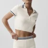 Tennis Club Pullover Knit Cropped Polo – Elfenbein/Marineblau