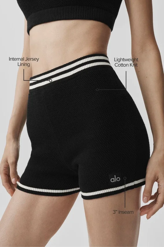 Tennis Club Pullover Knit Hot Short – Schwarz/Elfenbein