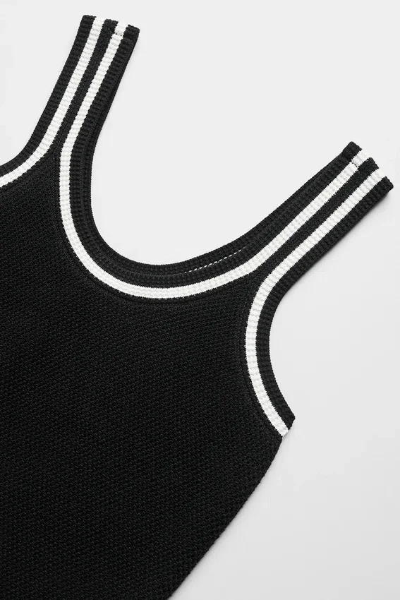 Tennis Club Pullover Knit Top – Schwarz/Elfenbein