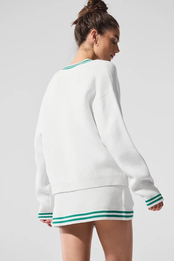 Tennis Club Pullover – Weiß/Fichtengrün