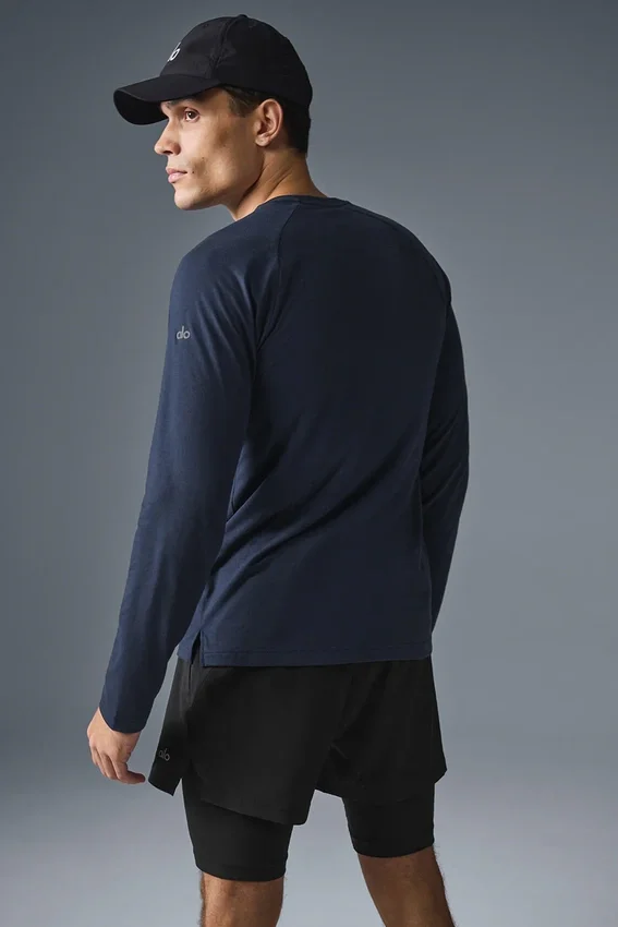 Triumph Langarmshirt – Marineblau