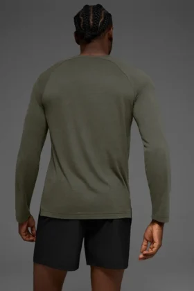Triumph Langarmshirt – Stealth-Grün
