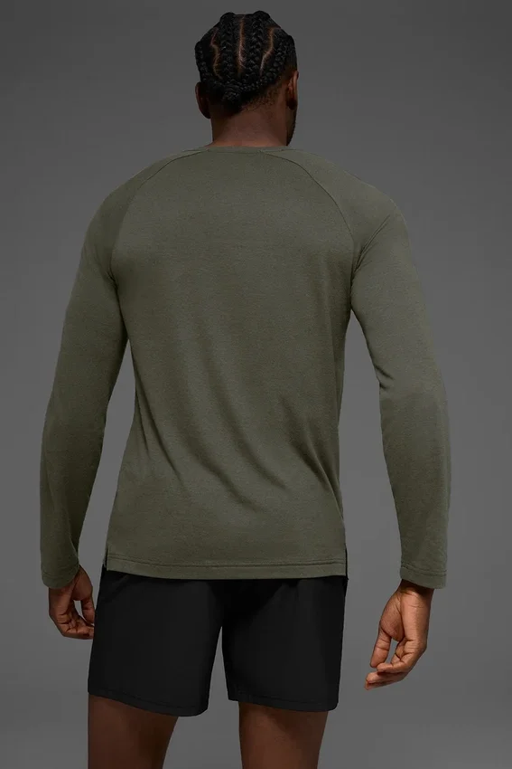 Triumph Langarmshirt – Stealth-Grün