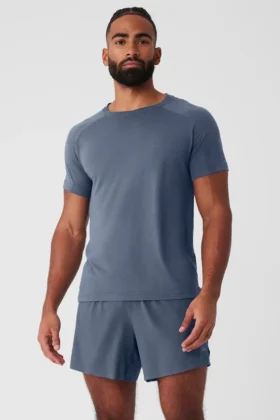 Triumph Raglan-T-Shirt – Bluestone