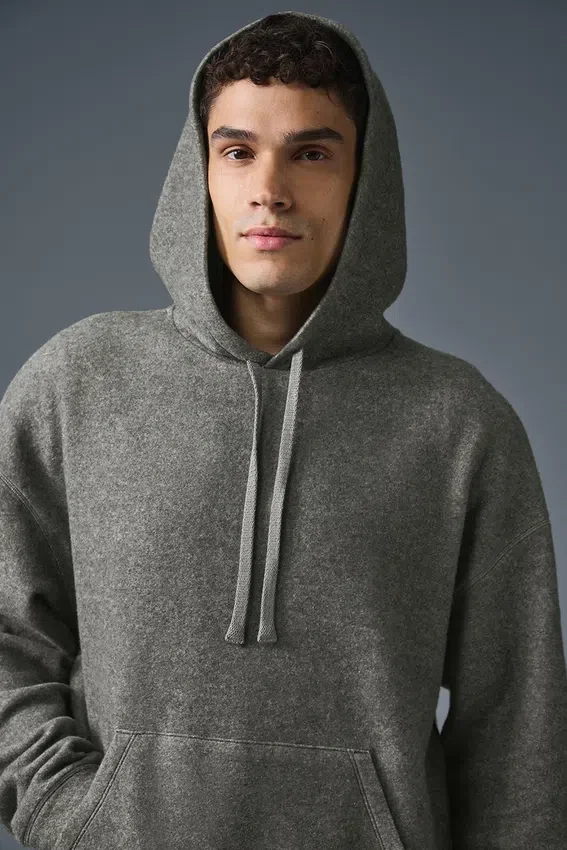 Triumph Restore Hoodie – Grau Triblend