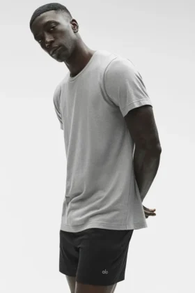 Triumph-T-Shirt – Athletic Heather Grey