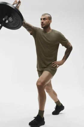 Triumph-T-Shirt – Olive Tree