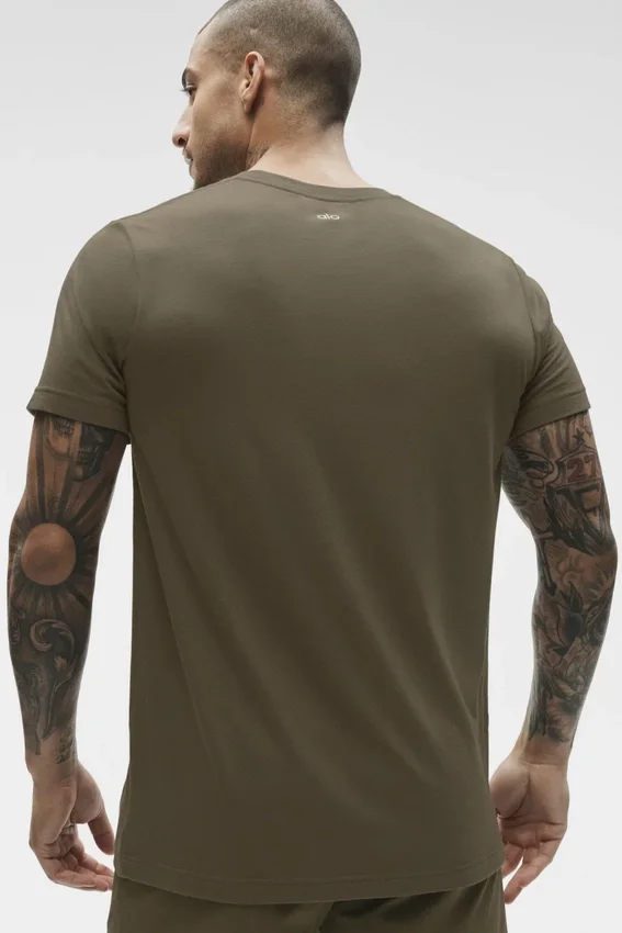 Triumph-T-Shirt – Olive Tree