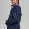 Unisex-Pullover „New Class“ aus Wolle und Kaschmir mit Rundhalsausschnitt – Marineblau