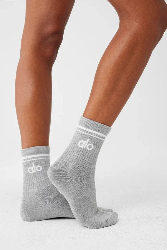 Unisex-Socken im Retro-Stil (Half-Crew) – Athletic Heather Grey/Weiß