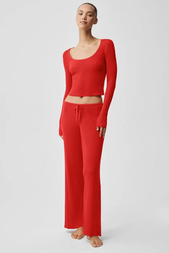 Unwind Langarmshirt aus Strick – Leuchtendes Rot