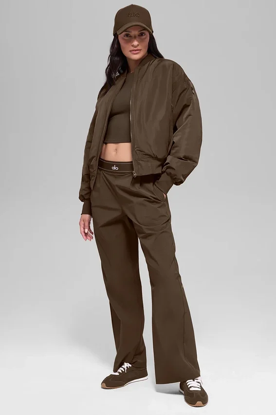 Urbanite-Bomberjacke aus Kunstfell – Espresso/Elfenbein