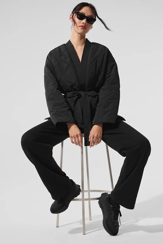 Urbanite Wrap-Daunenweste – Schwarz