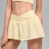 V-Cute Laufshorts – Candlelight-Gelb