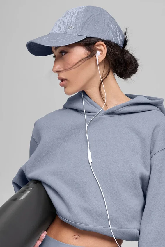 „Velvet Off-Duty“-Cap – Winter Frost