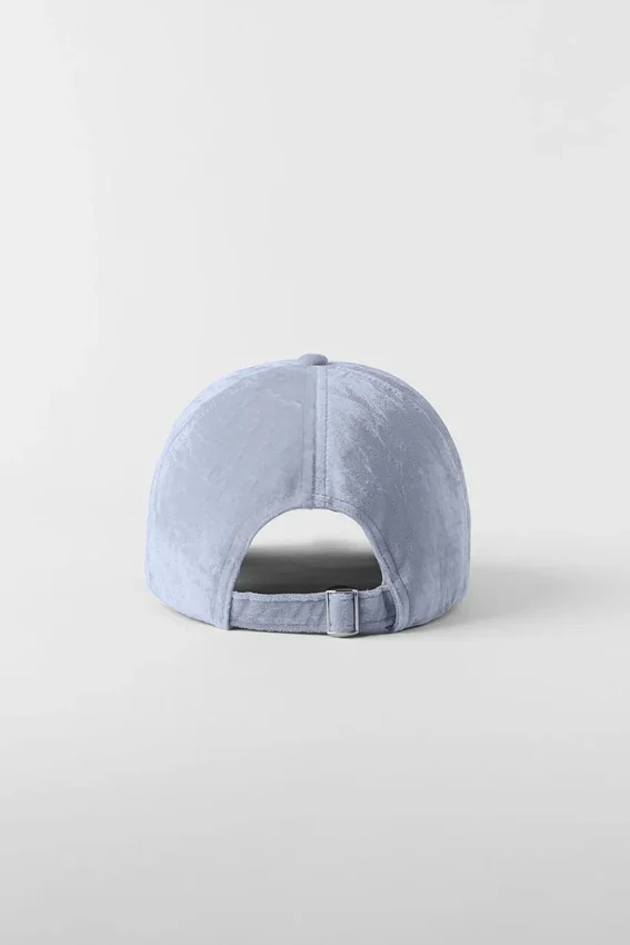 „Velvet Off-Duty“-Cap – Winter Frost