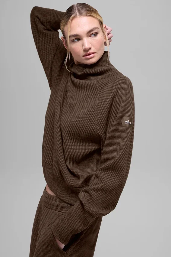 Waffle Weekend Escape Langarmshirt mit Stehkragen – Espresso
