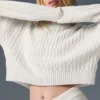 Winter Bliss Hoodie mit Zopfmuster – Elfenbein