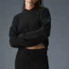 Winter Bliss Hoodie mit Zopfmuster – Schwarz