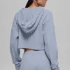 Winter Bliss Hoodie mit Zopfmuster – Winter Frost