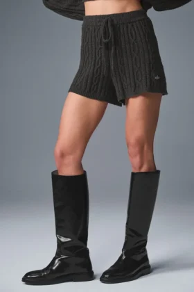 Winter Bliss Shorts im Zopfmuster – Dunkelgrau meliert