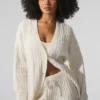 Winter Bliss Strickjacke mit Zopfmuster – Elfenbein