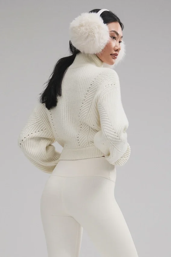 Winter Magic Kaschmir-Rollkragenpullover – Elfenbein