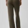 Woll-Kaschmir-High-Waist-Hose mit weitem Bein aus der „New Class“-Kollektion – Olive Tree