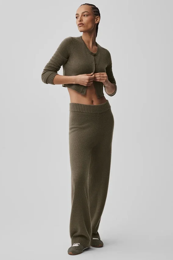 Woll-Kaschmir-High-Waist-Hose mit weitem Bein aus der „New Class“-Kollektion – Olive Tree