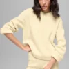 Woll-Kaschmir-Pullover „Noble“ mit Rundhalsausschnitt und Rippbündchen – Candlelight Yellow