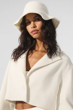 Woll-Trenchcoat „Cropped Metro“ – Elfenbein