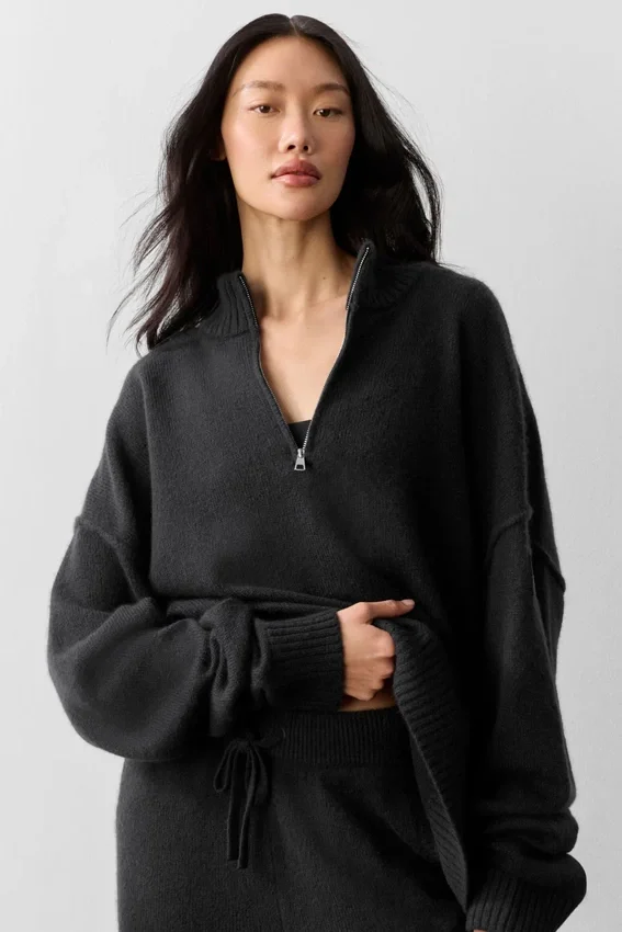 Wool Cashmere New Class Pullover mit 1/4-Reißverschluss – Schwarz